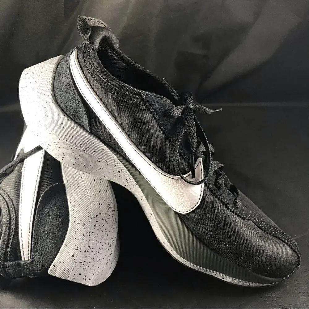 New Nike Moon Racer black white 11 men’s US Vapor Street 45 EUR
